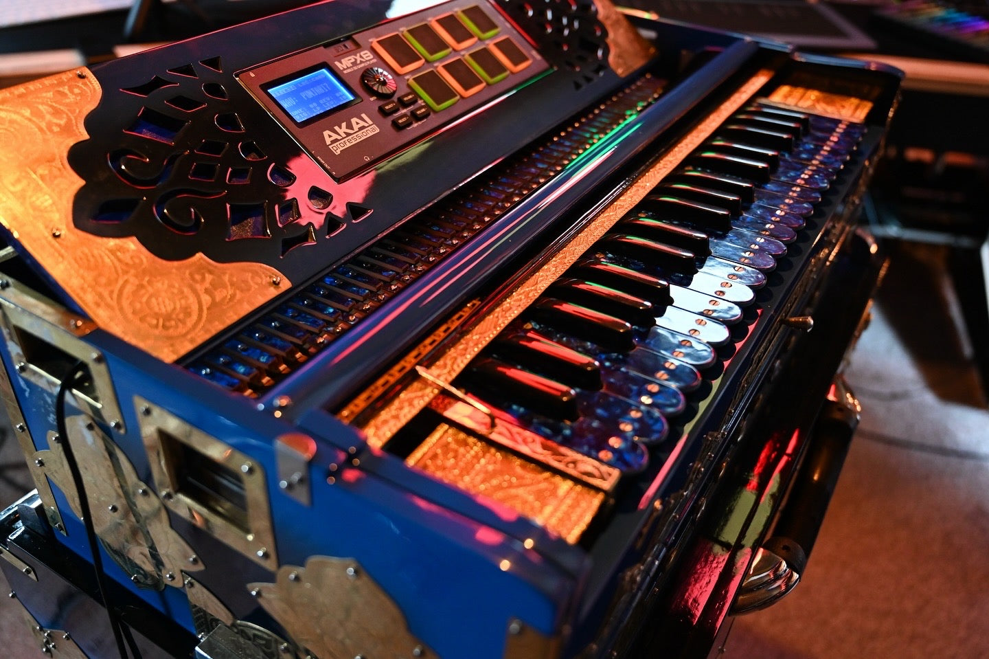 Dark Blue 5X Scale Changer Harmonium + Sampler